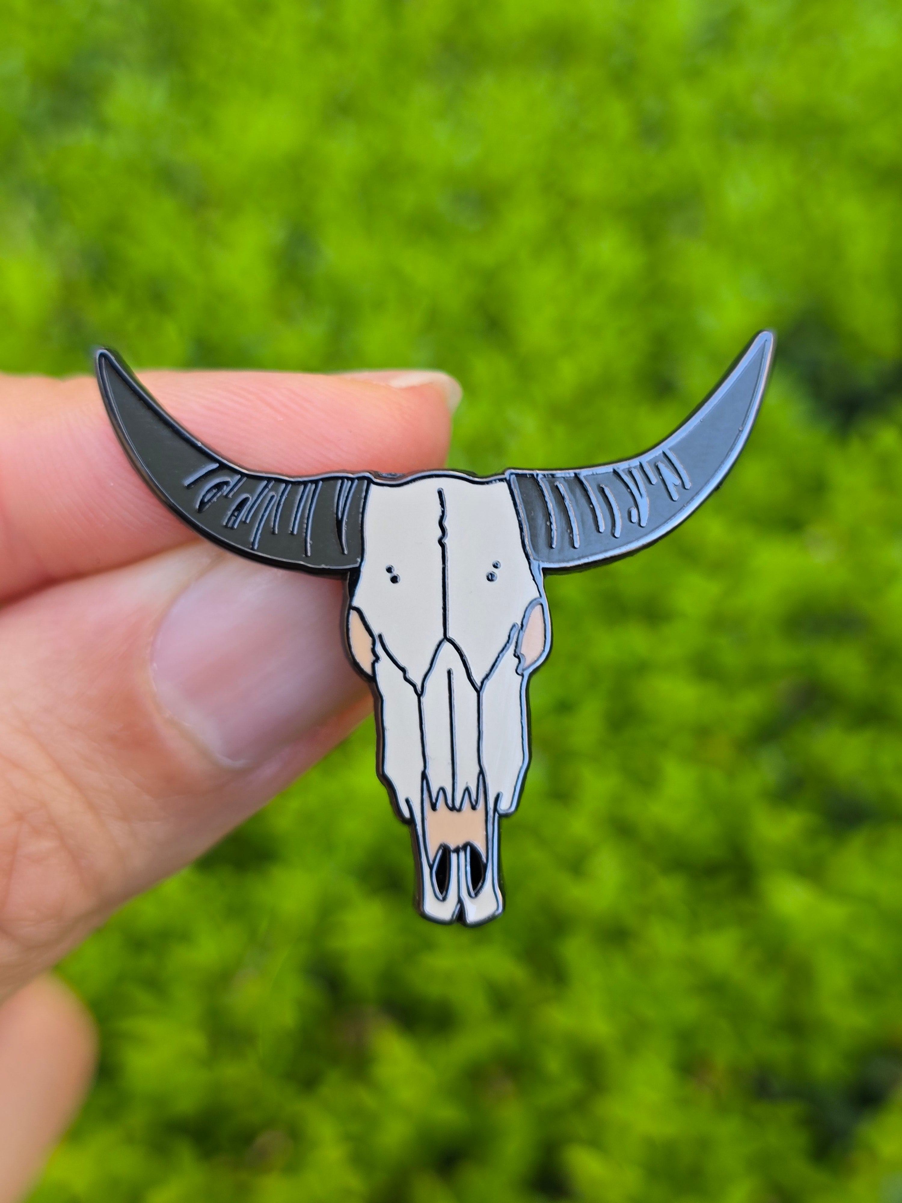Steer Skull Enamel Pin - Vibrant and Standard Variants
