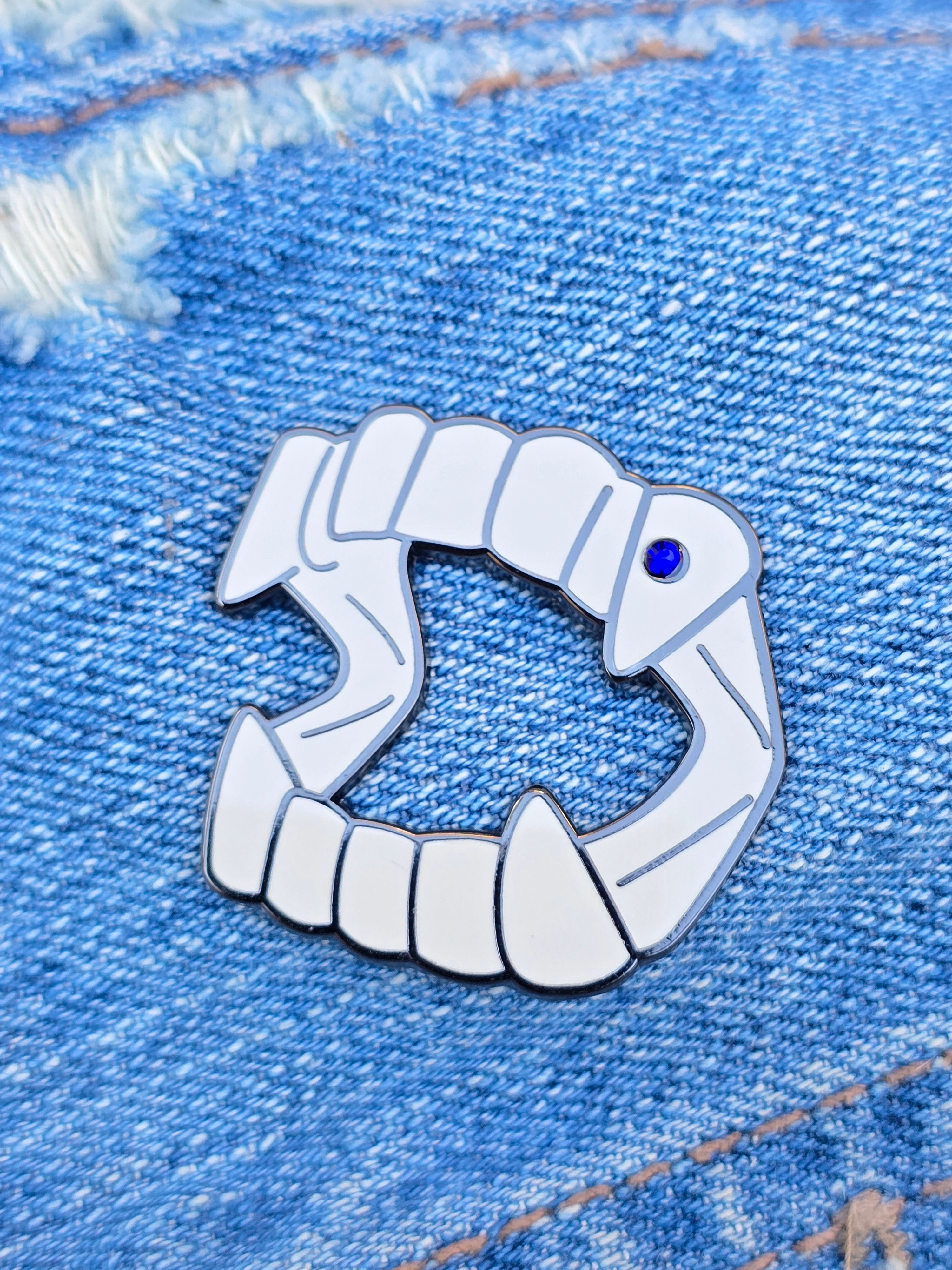 Halloween Fangs with Rhinestone Tooth Gem Enamel Pin