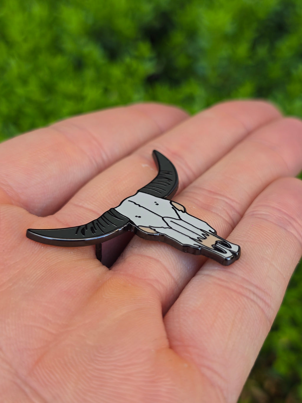 Steer Skull Enamel Pin - Vibrant and Standard Variants