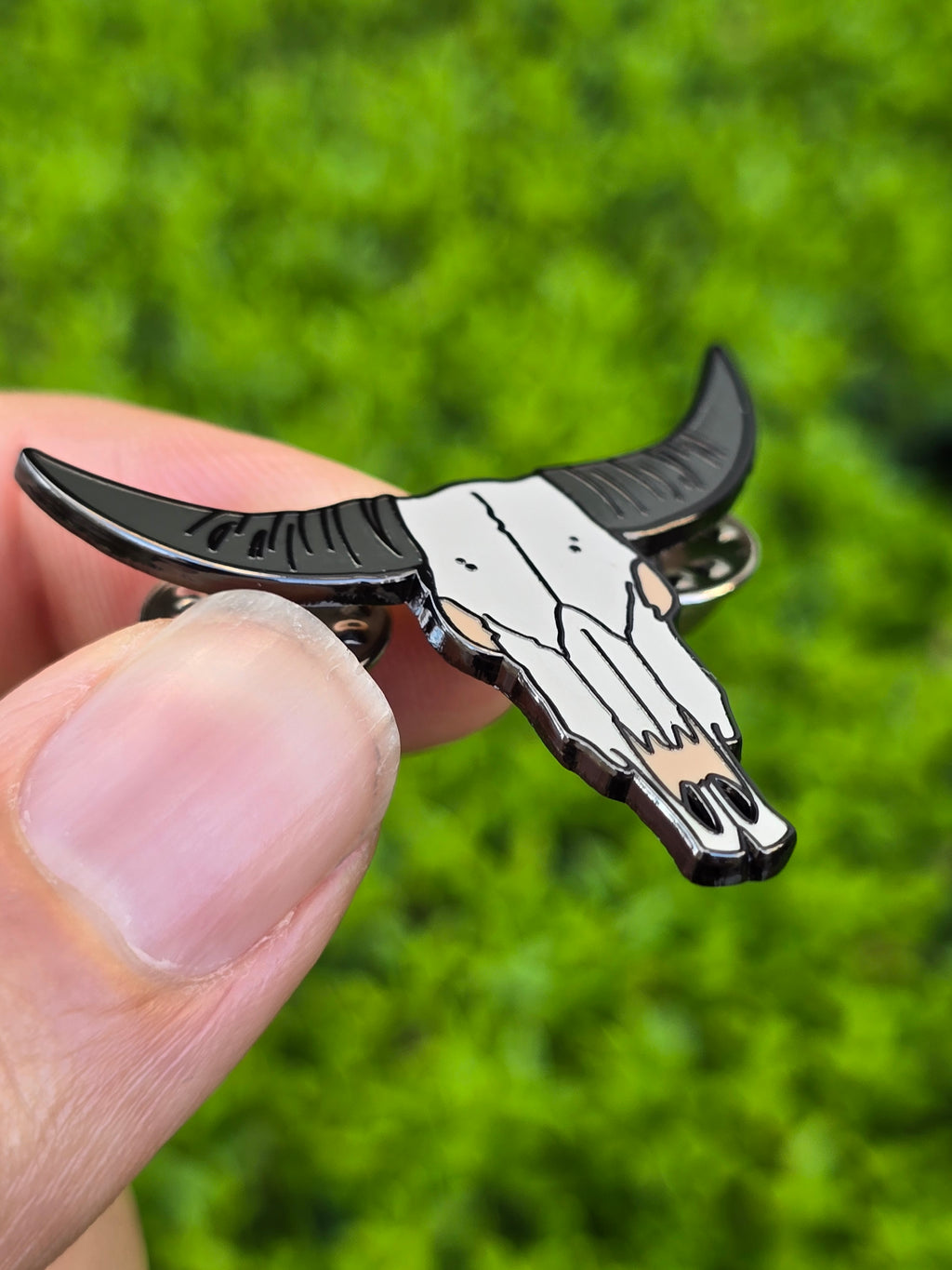 Steer Skull Enamel Pin - Vibrant and Standard Variants